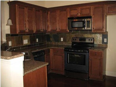 KITCHEN WITH GRANITE COUNTERTOPS, STAINLESS STEEL 