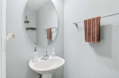 14310 Foxcroft Rd, Raleigh, NC 27614 - photo 6