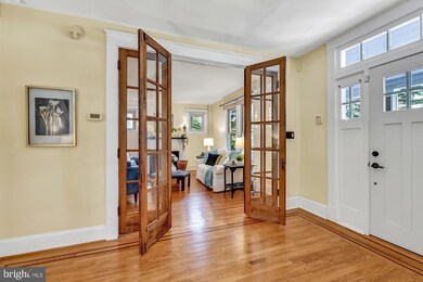 229 Mallow Hill Rd, Baltimore, MD 21229 - photo 4