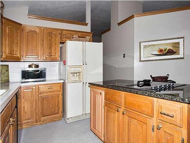 Wrap Kitchen with Breakfast Area
