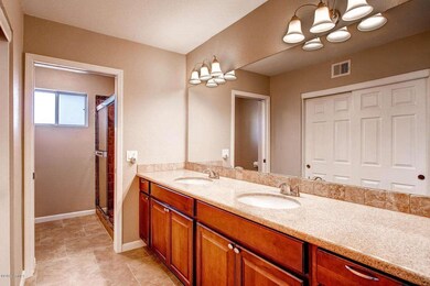 15237 N 19th Way Phoenix AZ-large-015-Ma