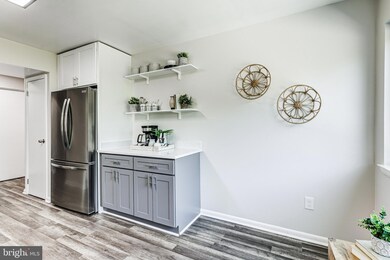 8005 Greenspring Way unit E, Owings Mills, MD 21117 - photo 7