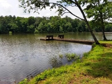 5 Private Lake