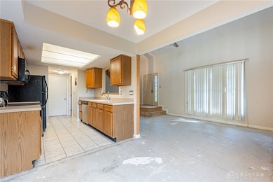 2678 Orchard Run Rd unit J37, Dayton, OH 45449 - photo 7