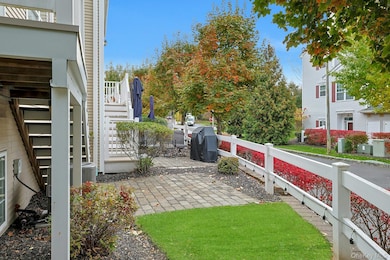 1 Meadow Ln unit 4E, Nanuet, NY 10954 - photo 4