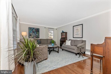 694 Mimosa Tree Ln, West Chester, PA 19380 - photo 4