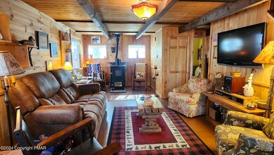 2124 Meadowlark Cir, Bushkill, PA 18324 - photo 7