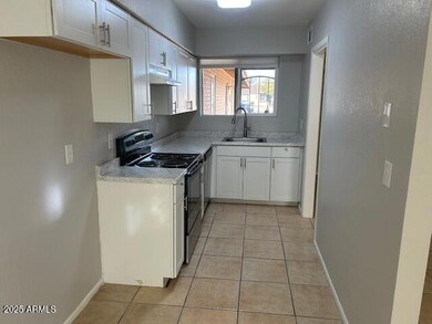 4639 E Caballero St unit 3, Mesa, AZ 85205 - photo 3