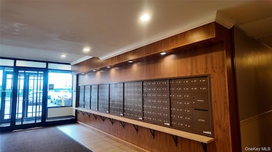 Wendell Terrace unit A16, Hempstead, NY 11550 - photo 5