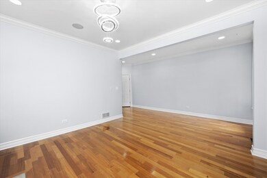 1363 E 64th St unit 1, Chicago, IL 60637 - photo 4