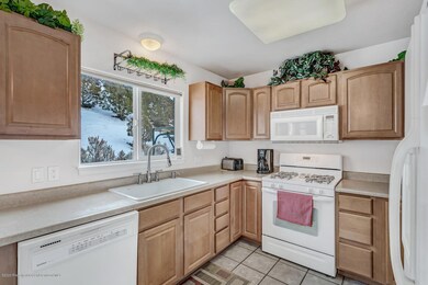 06_624_Lariat_Loop_New_Castle_81647006_m