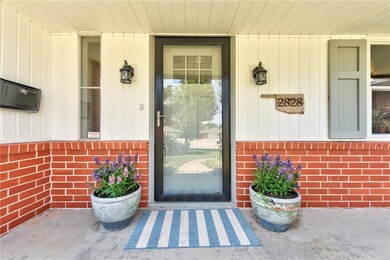 2828 NW 115th Place, Oklahoma City, OK 73120 - photo 2