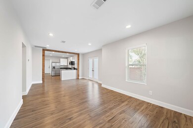 1823 Studewood St, Houston, TX 77008 - photo 3