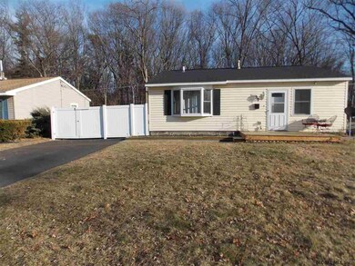 37 Mildred Ln, Latham, NY 12110 - photo 2