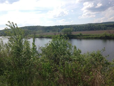 482 Elm St, Lancaster, NH 03584 - photo 4