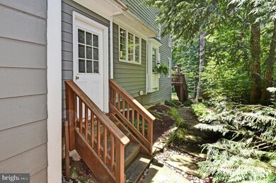 11427 Night Star Way, Reston, VA 20194 - photo 3