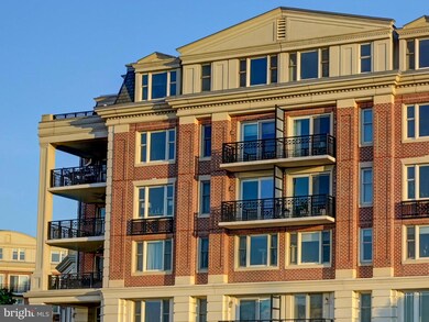The Ritz-Carlton Residences, Baltimore, MD 21230 - photo 2