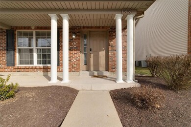 1010 Carpathian Dr, Lake Saint Louis, MO 63367 - photo 3