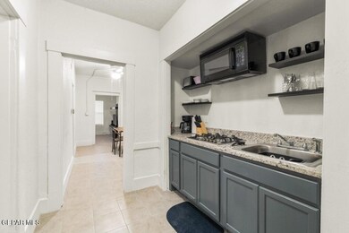 3522 Altura Ave unit B, El Paso, TX 79930 - photo 6