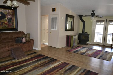 Living room _dining_hallway view