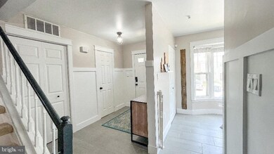 10326 Mockingbird Pond Ct, Burke, VA 22015 - photo 2