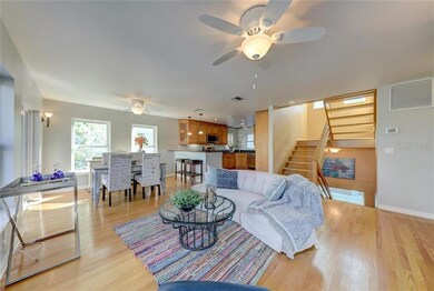 7702 Bayshore Dr, Treasure Island, FL 33706 - photo 4