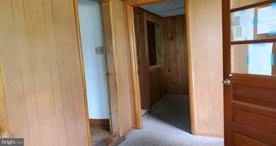 49 Waterfall Rd, Chester Gap, VA 22623 - photo 6