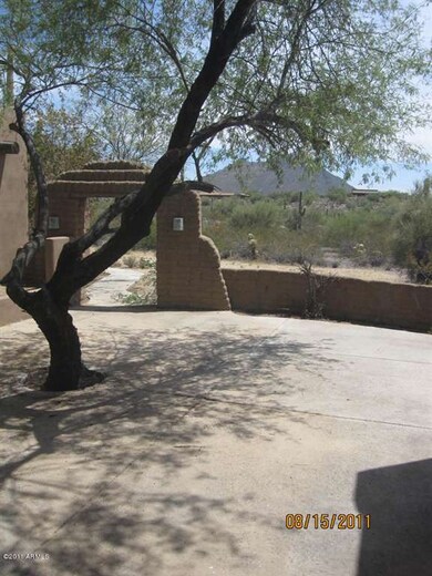 FRONT PATIO
