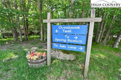 This sign is located on the opposite corner of Ove