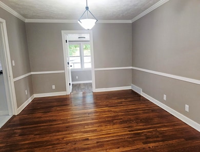 215 Robert Ave, Rockford, IL 61107 - photo 6