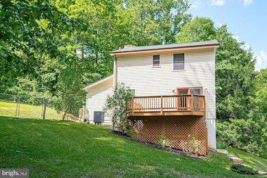 302 Parkside Rd, Linden, VA 22642 - photo 3