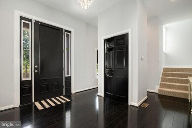 2121 Pimmit Dr, Falls Church, VA 22043 - photo 4