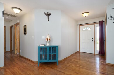 700 Bedrock Ln-6