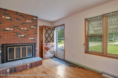 05-7243 E 5 Point Hwy-Windowstill Real E