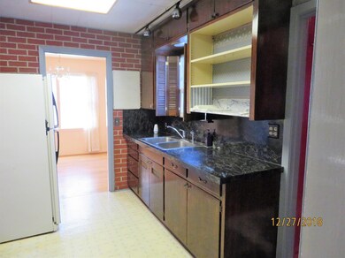 3817 Bristol Ave, Klamath Falls, OR 97603 - photo 3