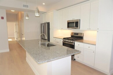 99 Moody St unit 6, Waltham, MA 02453 - photo 6