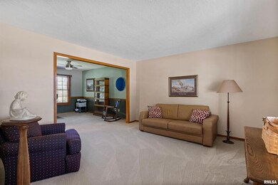 4405 Regency Place, Davenport, IA 52806 - photo 6