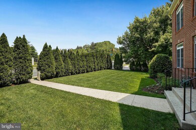 4700 Jones Bridge Rd, Bethesda, MD 20814 - photo 4