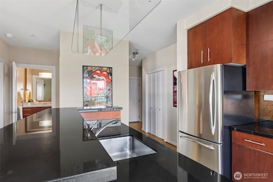 Dwell Roosevelt unit A410, Seattle, WA 98115 - photo 4