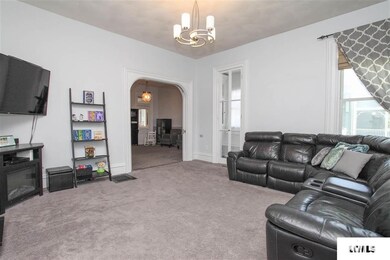 124 8th St, Lincoln, IL 62656 - photo 6