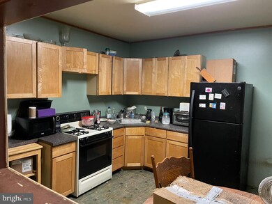 1439 Ormond Ave, Camden, NJ 08103 - photo 3