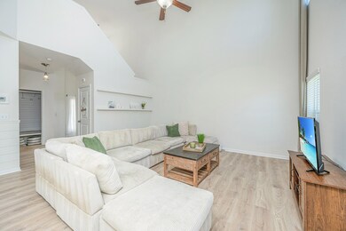 9648SpencerWoodsRd009