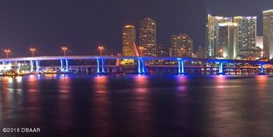 Web photo 2