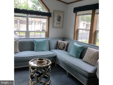 B11 Thomas St, East Windsor, NJ 08520 - photo 5