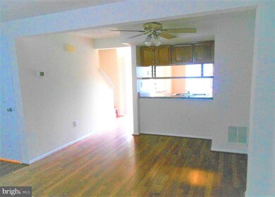 19114 Willow Spring Dr, Germantown, MD 20874 - photo 7