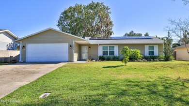 80x125 Lot! 2 Car Garage!