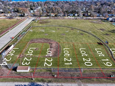 718 Elm St, Neenah, WI 54956 - photo 3