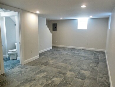 115 Pleasant St unit B, Cambridge, MA 02139 - photo 2