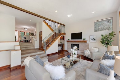 5225 Elvira Rd, Woodland Hills, CA 91364 - photo 5