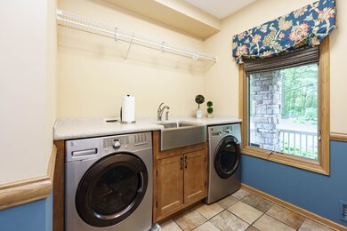 L_Ave_W_10384_Kalamazoo_49009-6